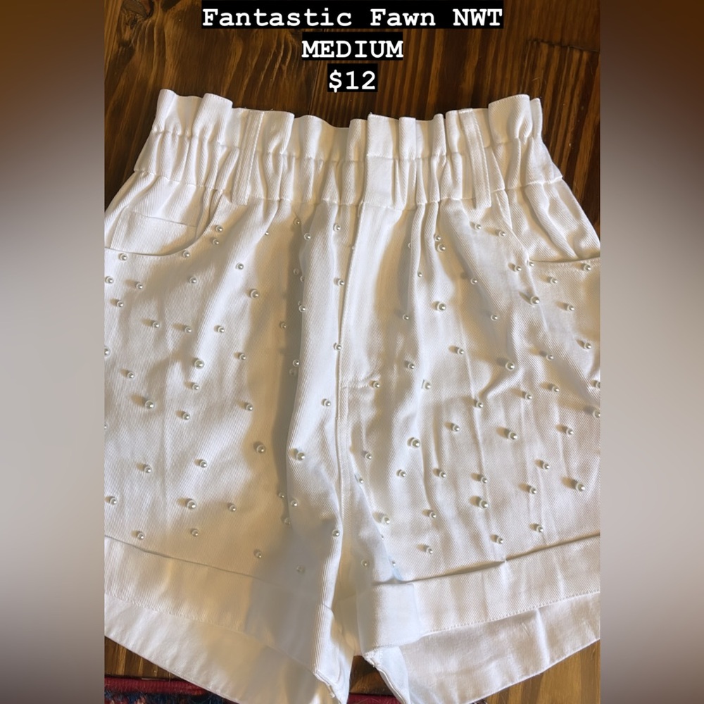 NWT Fantastic Fawn Paper Bag Pearl Shorts